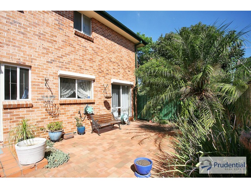10/153 Nuwarra Rd, Moorebank NSW 2170