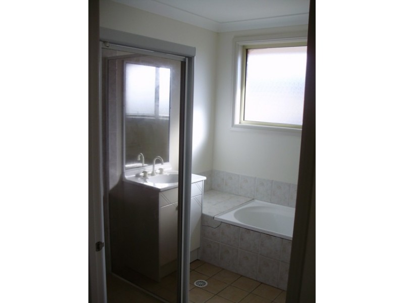 2 O’Keefes Pl, Horningsea Park NSW 2171