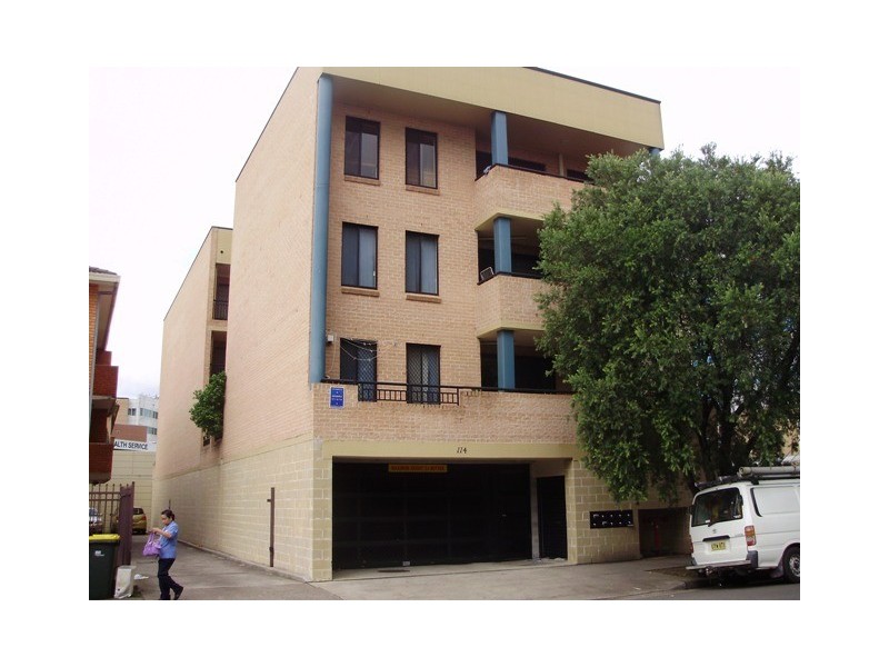 8/114-116 Bigge St, Liverpool NSW 2170
