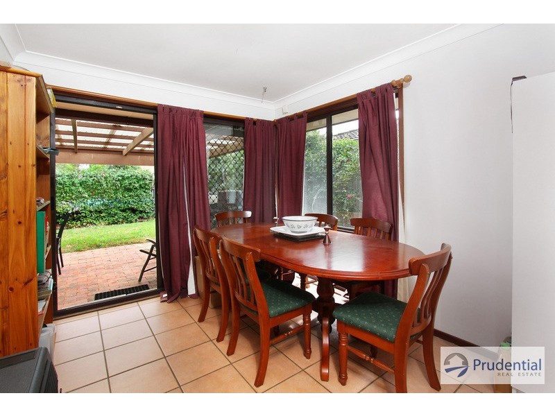 12 Acola Crt, Wattle Grove NSW 2173