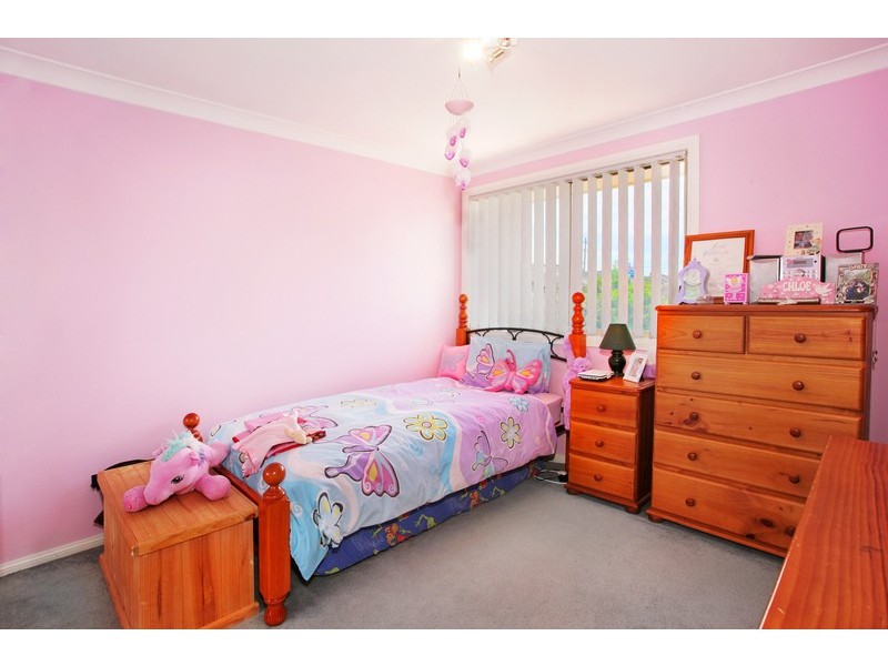 27 Nettletree Pl, Casula NSW 2170