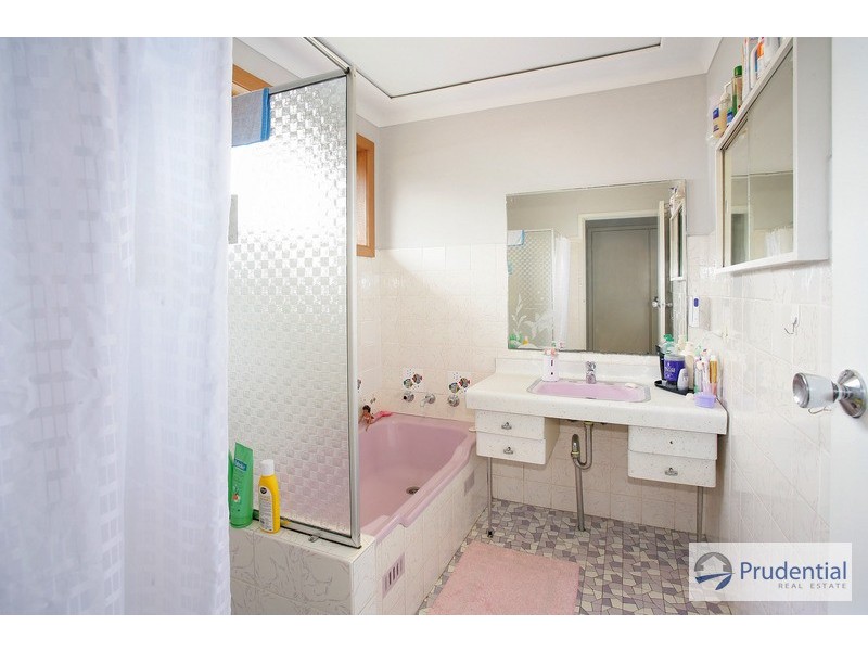 86 Jack O’Sullivan Rd, Moorebank NSW 2170