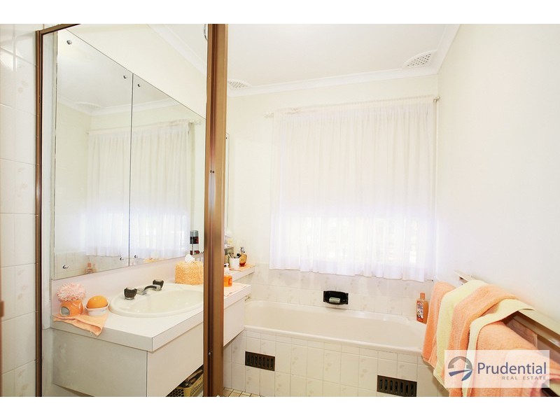 81 Clyde Ave, Moorebank NSW 2170