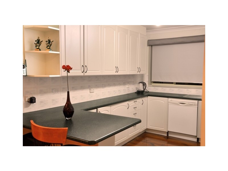 10 Bratsell St, Moorebank NSW 2170