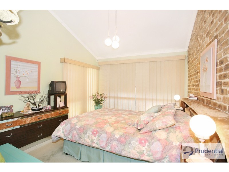 2 Broughton St, Hinchinbrook NSW 2168