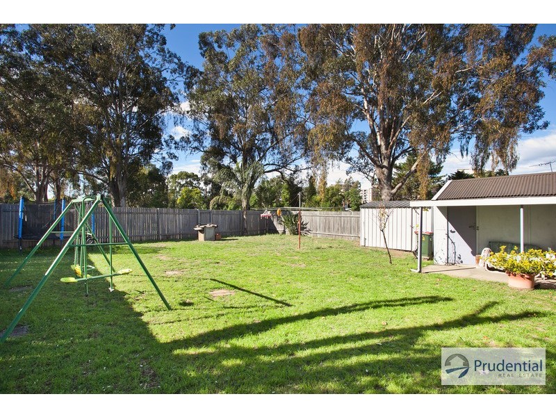 7 Homepride Ave, Warwick Farm NSW 2170