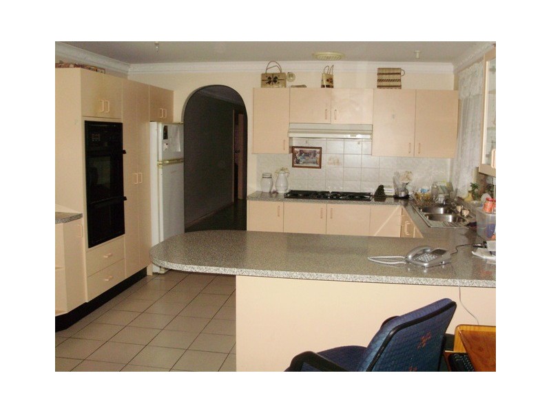 41 Carina Ave, Hinchinbrook NSW 2168