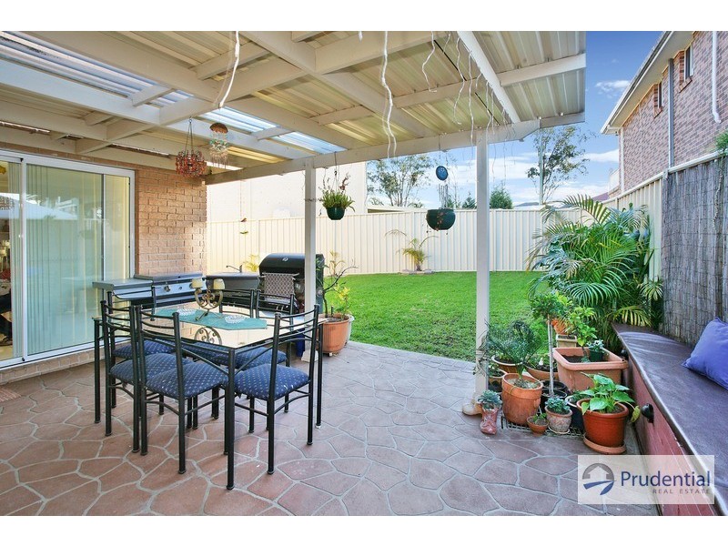7B Taranto Pl, Prestons NSW 2170