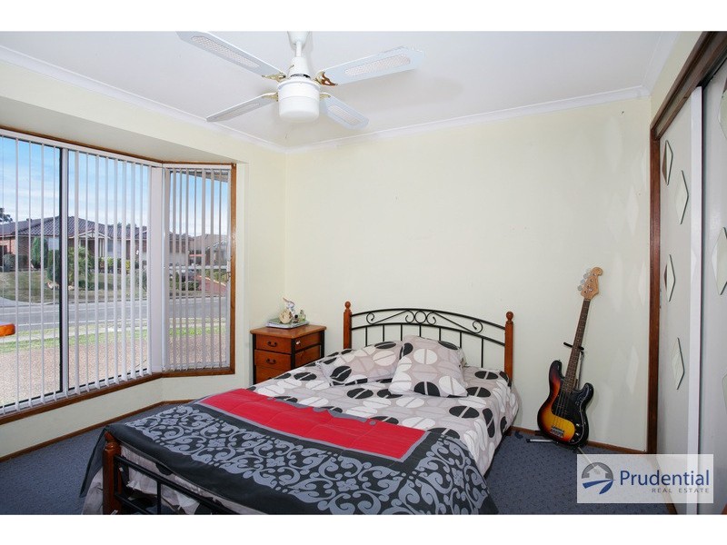 20 Flinders Cres, Hinchinbrook NSW 2168
