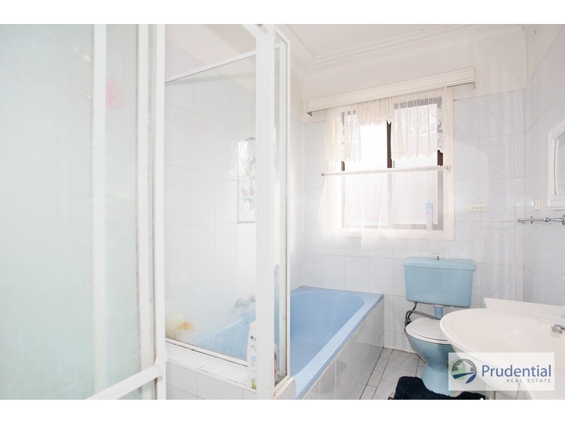 36 Maryvale Ave, Liverpool NSW 2170