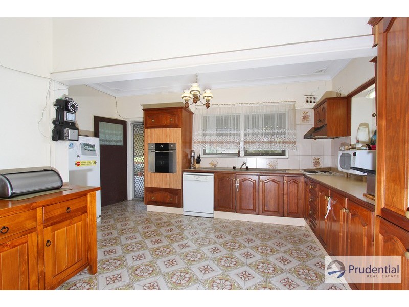 3 Exhibition Pde, Mount Pritchard NSW 2170