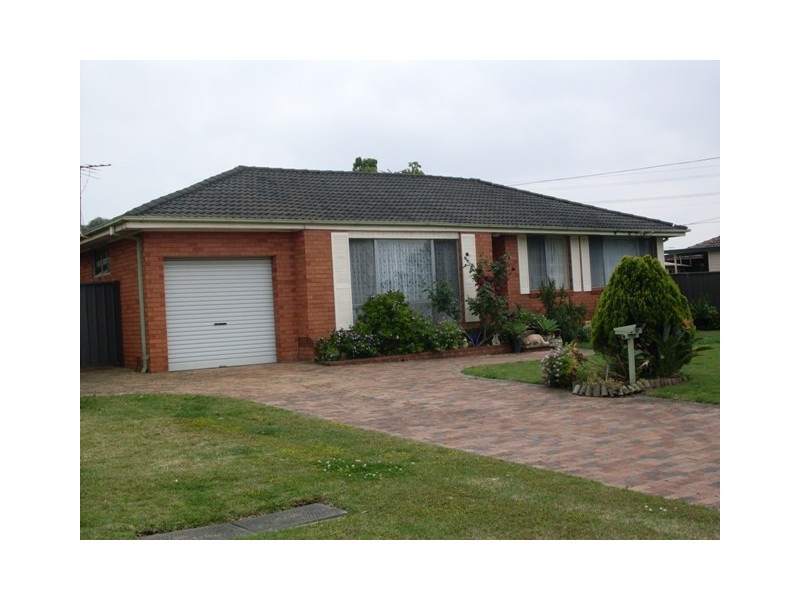 47 Stockton Ave, Moorebank NSW 2170