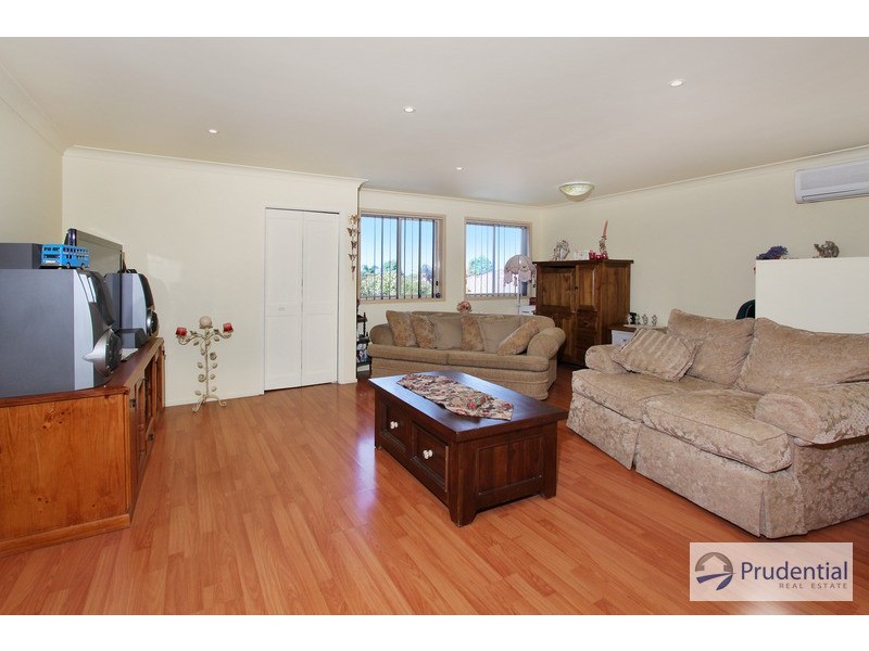 10 Angledool Ave, Hinchinbrook NSW 2168