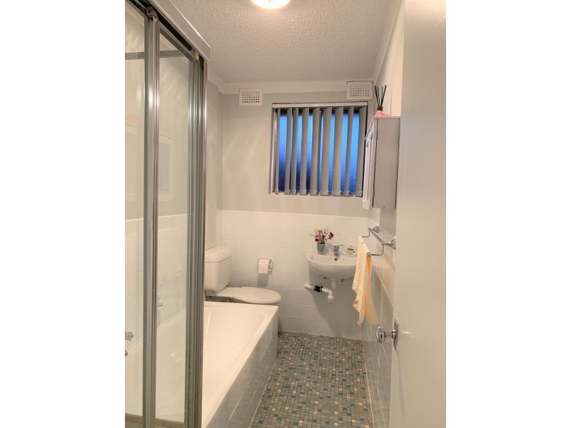 10/19 Hart Street, Warwick Farm NSW 2170