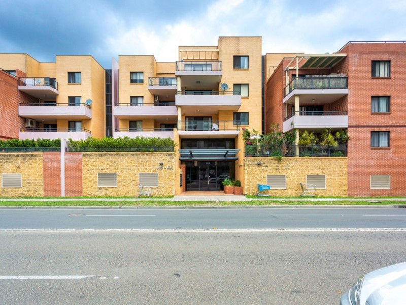 18/84-88 Campbell St, Liverpool NSW 2170