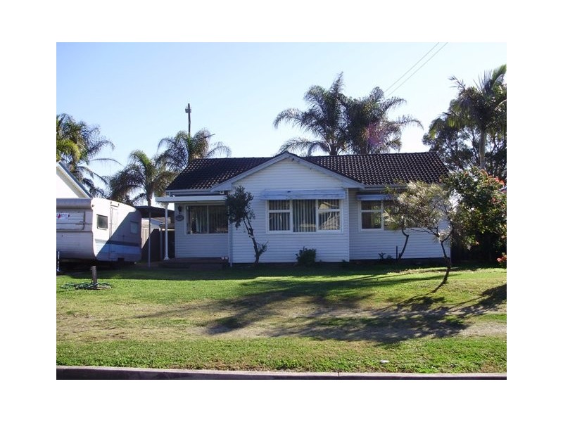 51 Amalfi St, Lurnea NSW 2170