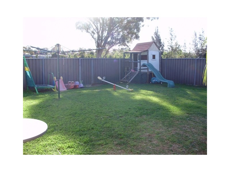 51 Amalfi St, Lurnea NSW 2170