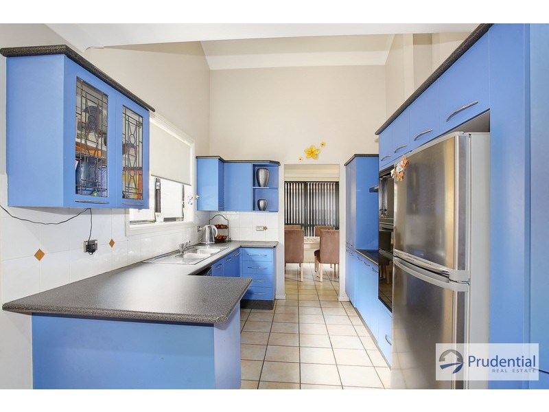 66 Dalmeny Dr, Prestons NSW 2170