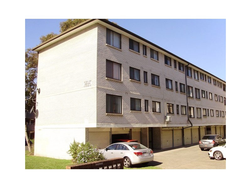 2/20-22 Rememberance Dr, Warwick Farm NSW 2170
