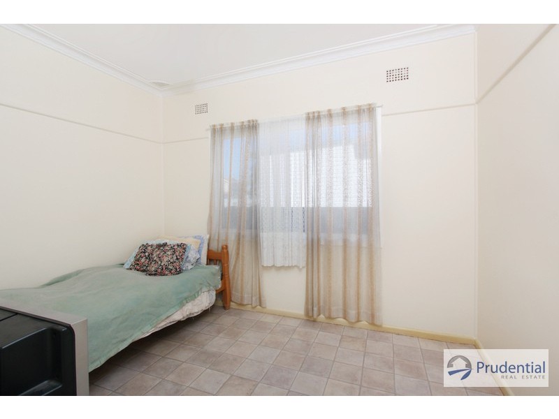 40 Dunbier Ave, Lurnea NSW 2170