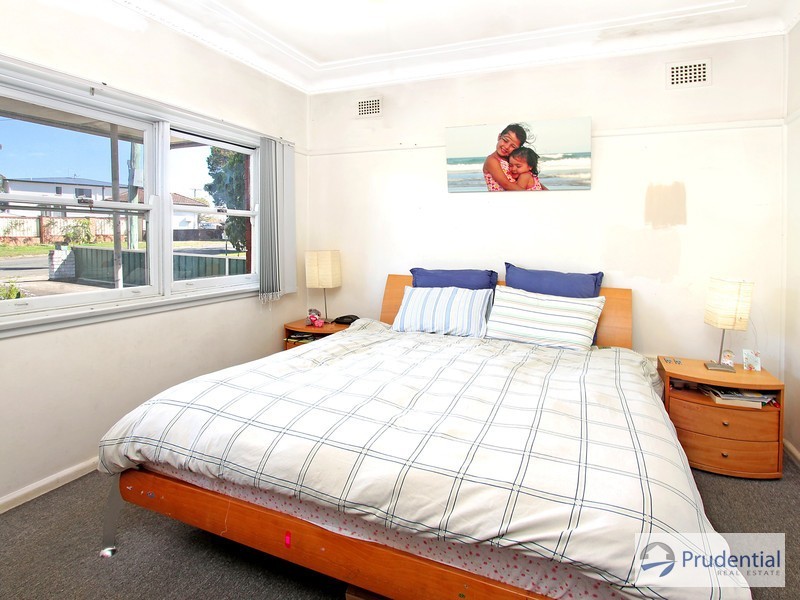 54 Maryvale Ave, Liverpool NSW 2170