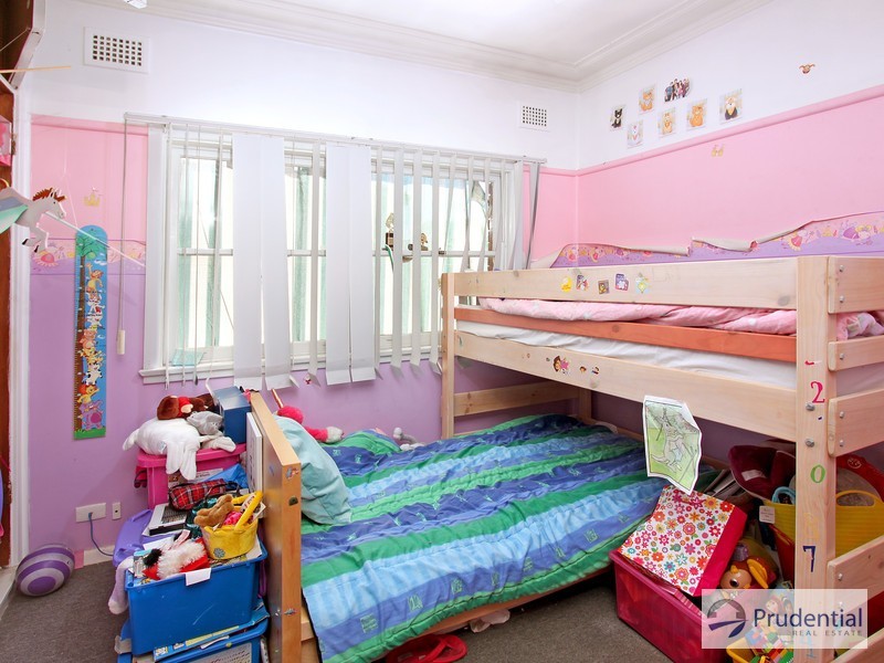 54 Maryvale Ave, Liverpool NSW 2170