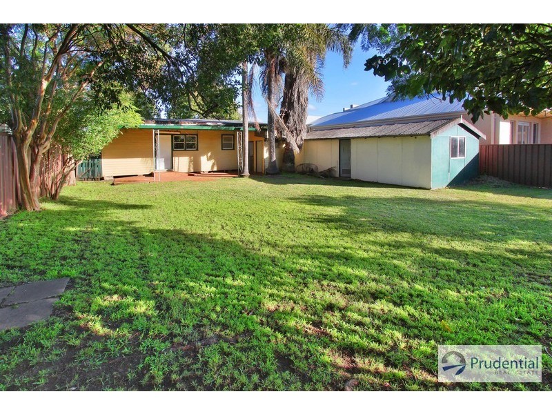 31 Walder Rd, Hammondville NSW 2170