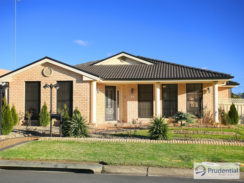1 Aspen Cl, Prestons NSW 2170