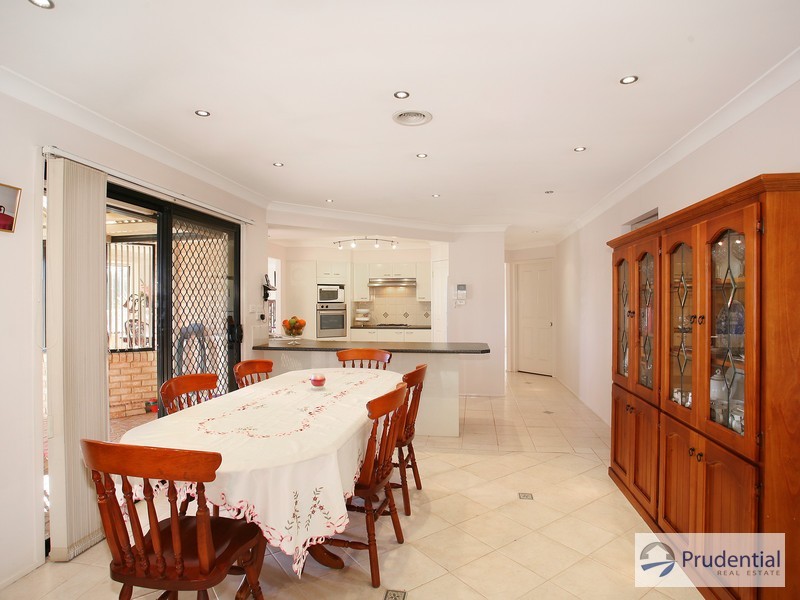 1 Aspen Cl, Prestons NSW 2170