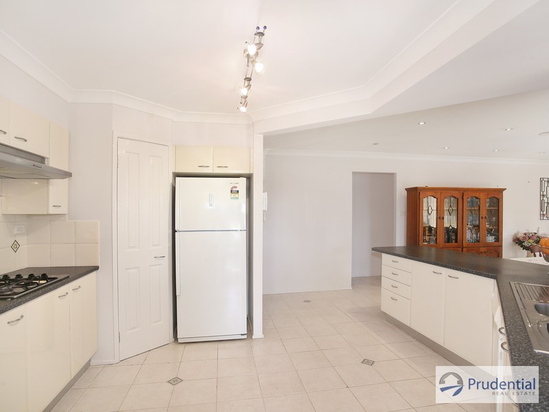 1 Aspen Cl, Prestons NSW 2170
