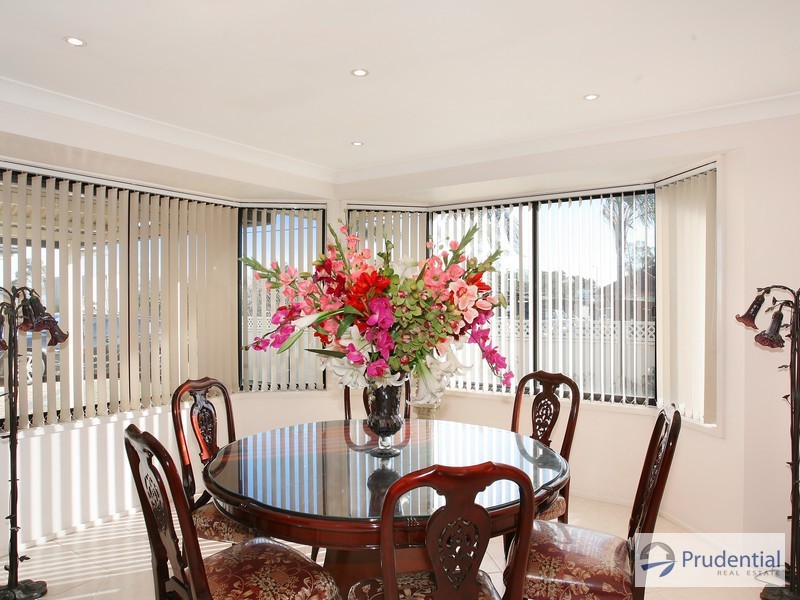 1 Aspen Cl, Prestons NSW 2170