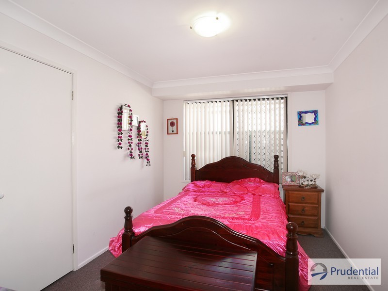 1 Aspen Cl, Prestons NSW 2170