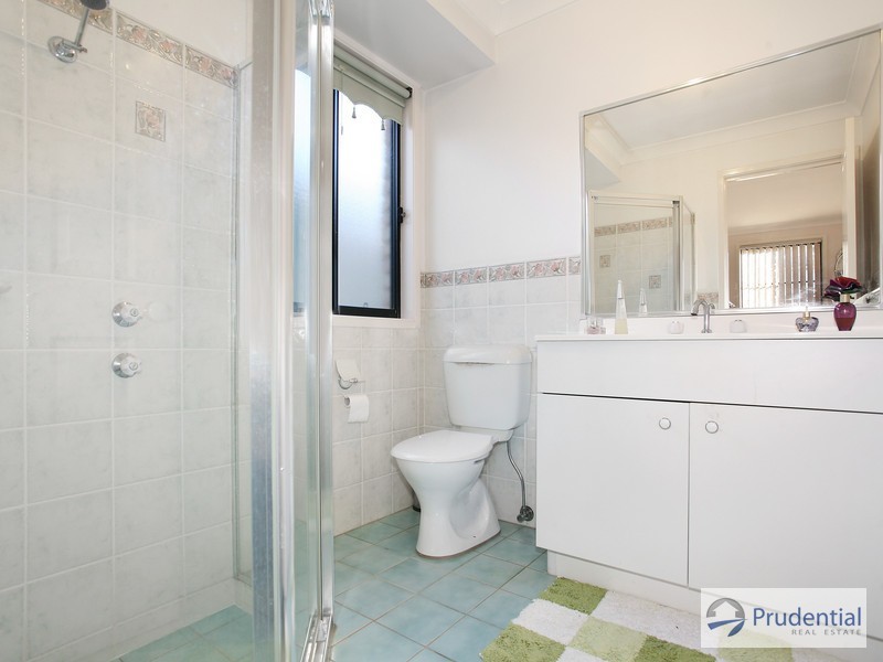 1 Aspen Cl, Prestons NSW 2170