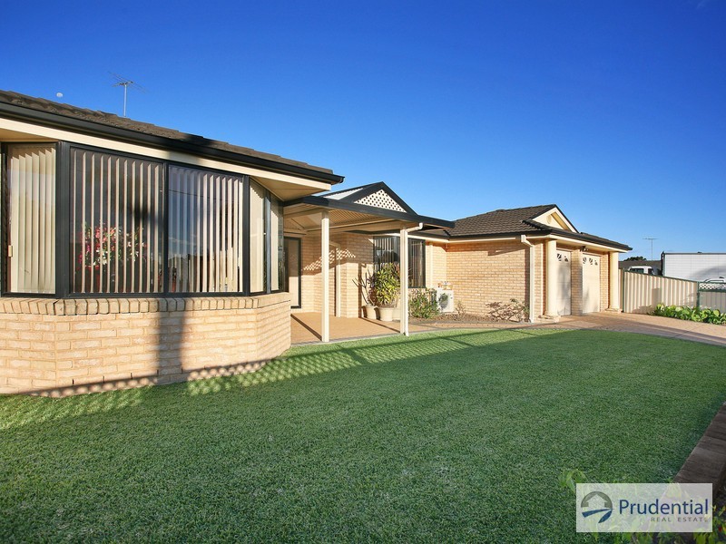 1 Aspen Cl, Prestons NSW 2170