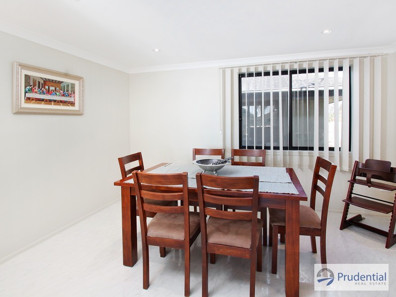 49 Congressional Dr, Liverpool NSW 2170