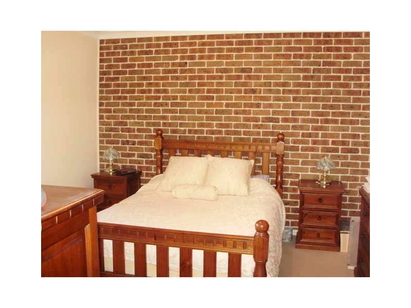 2/32 Footscray St, St Johns Park NSW 2176