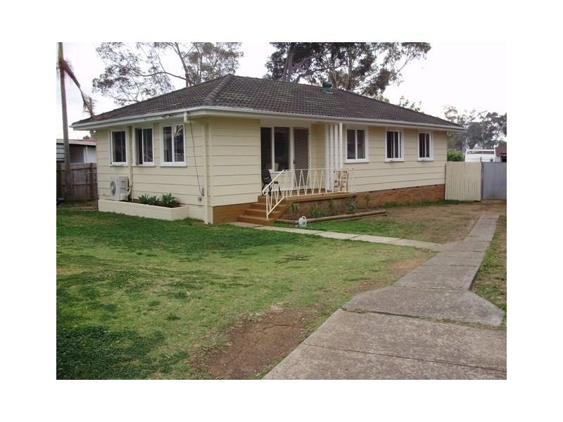 49 Tumbarumba Cres, Heckenberg NSW 2168