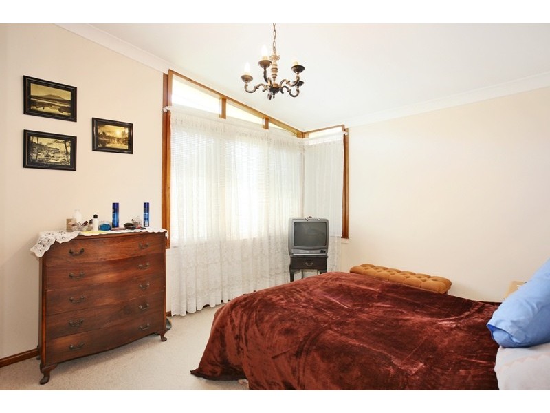 10 Tallara Place, Busby NSW 2168