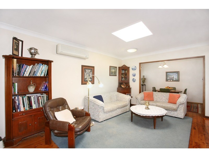 10 Tallara Place, Busby NSW 2168