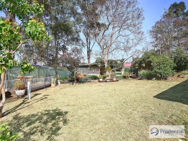 10 Tallara Place, Busby NSW 2168