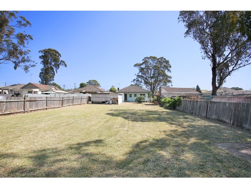 16 Tobruk Avenue, Liverpool NSW 2170