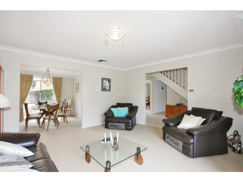 5 Kane Place, Casula NSW 2170