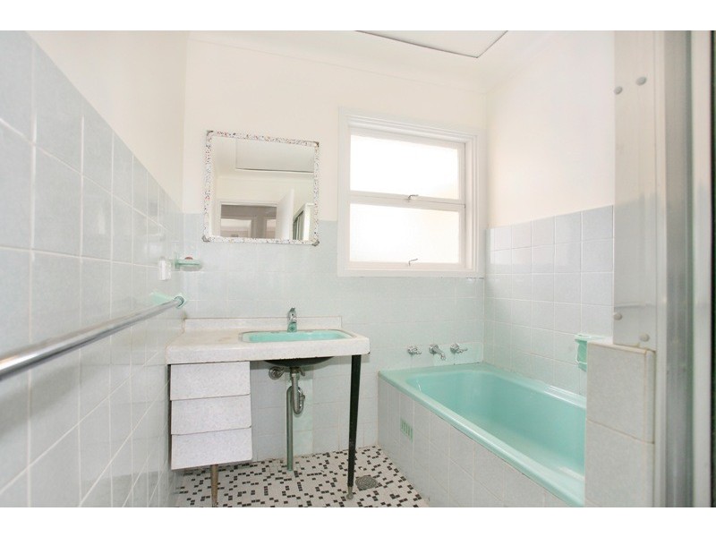 37 Vincent Avenue, Liverpool NSW 2170