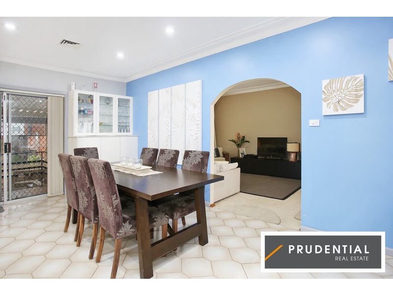 43 Reserve Road, Casula NSW 2170