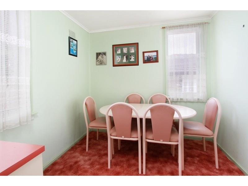 11 Catherine Avenue, Lurnea NSW 2170