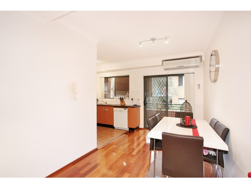 7/51 Bathurst Street, Liverpool NSW 2170
