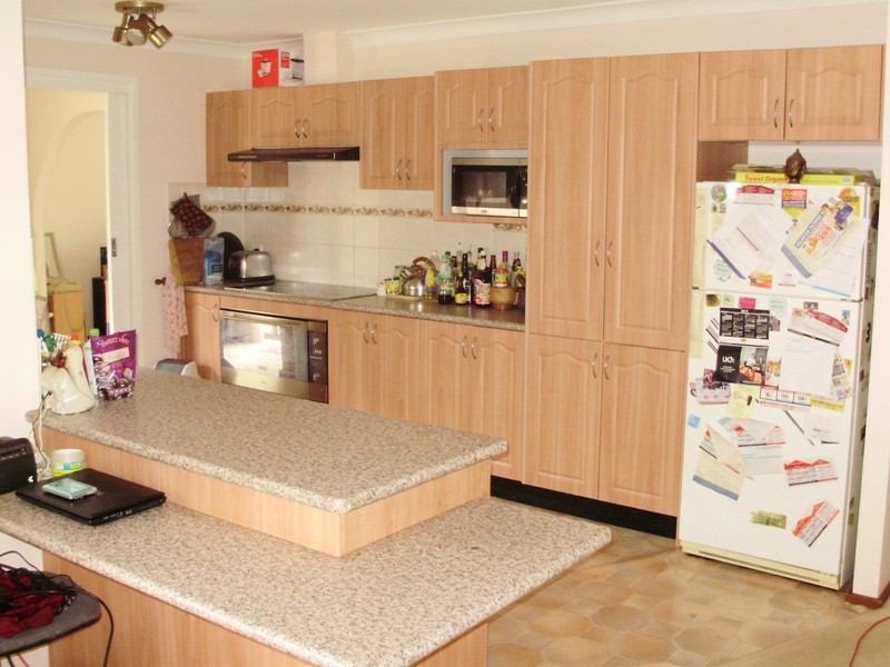 10 Dorrigo Avenue, Hoxton Park NSW 2171