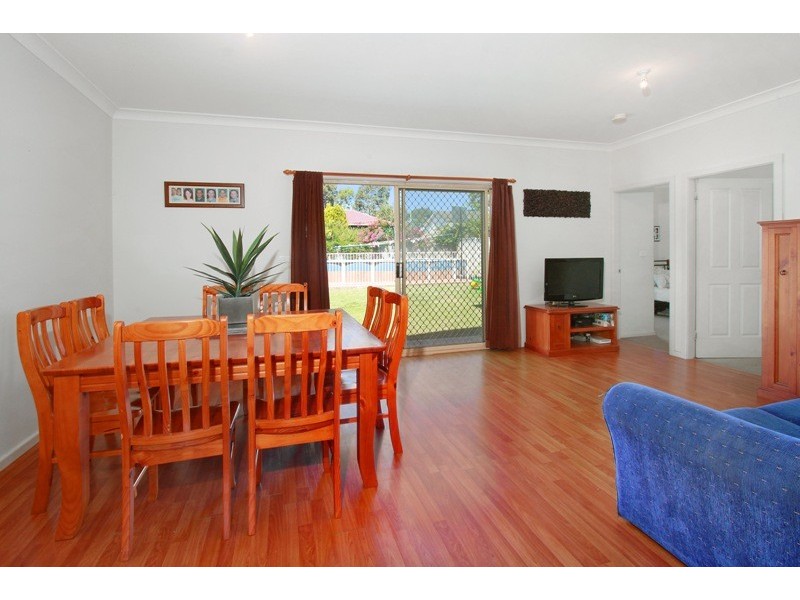 18 Amalfi Street, Lurnea NSW 2170