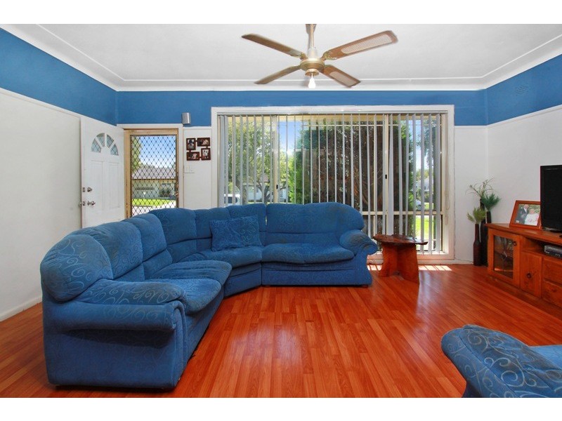 18 Amalfi Street, Lurnea NSW 2170