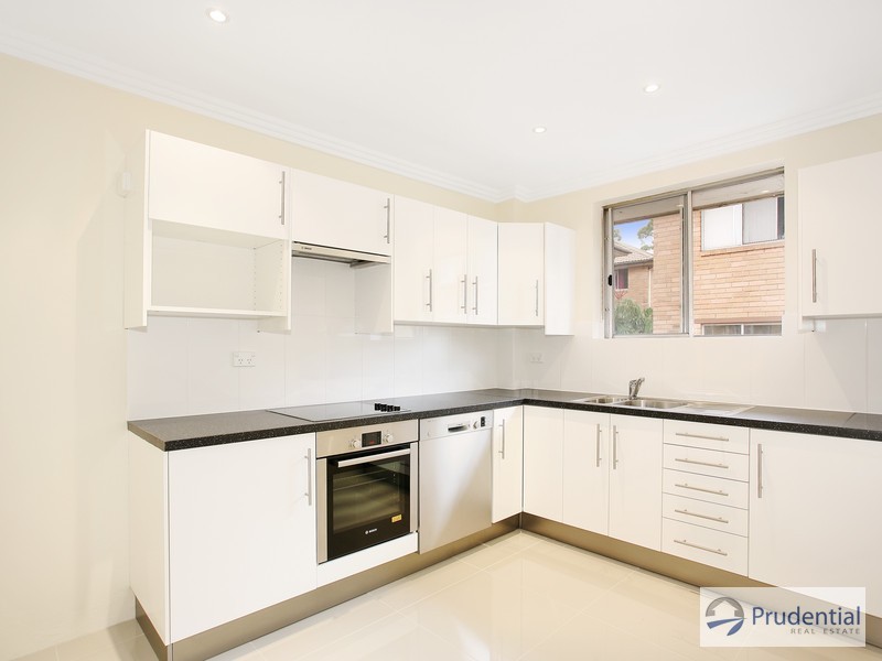 8/17 Forbes Street, Warwick Farm NSW 2170